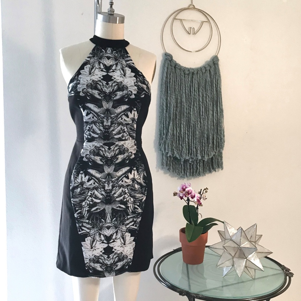 Silence + Noise Geo Print Halter Dress